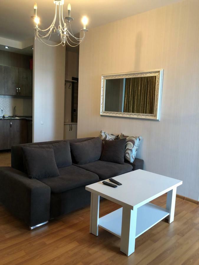 Euphoria Apartments Batumi Bagian luar foto