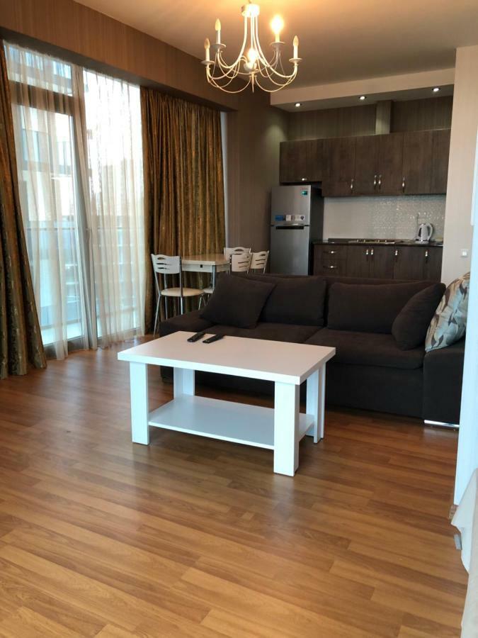 Euphoria Apartments Batumi Bagian luar foto