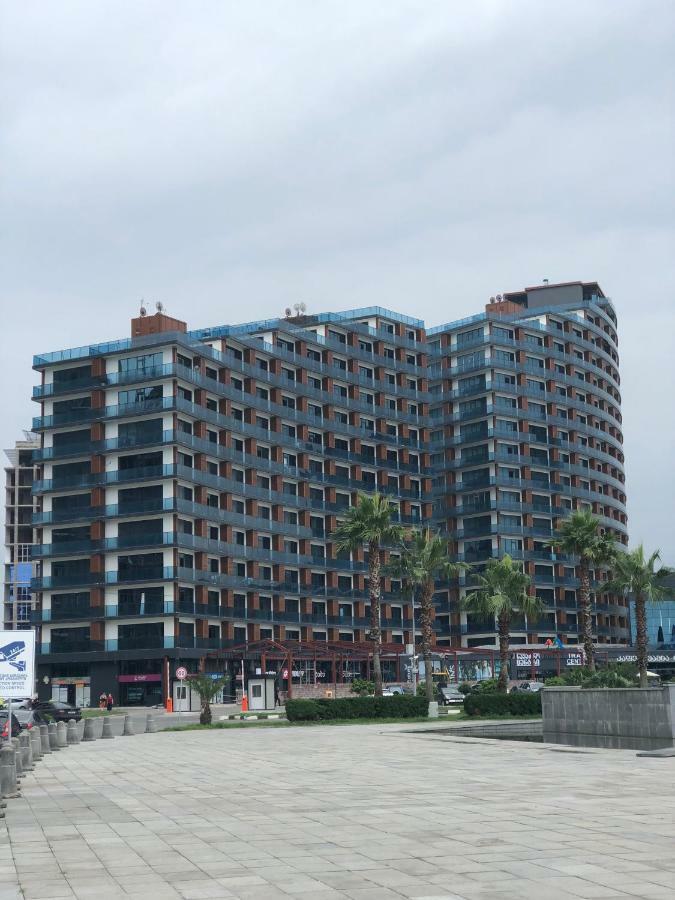 Euphoria Apartments Batumi Bagian luar foto